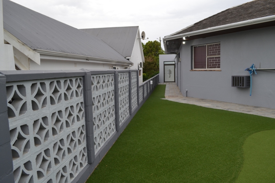 5 Bedroom Property for Sale in Wellington North Western Cape